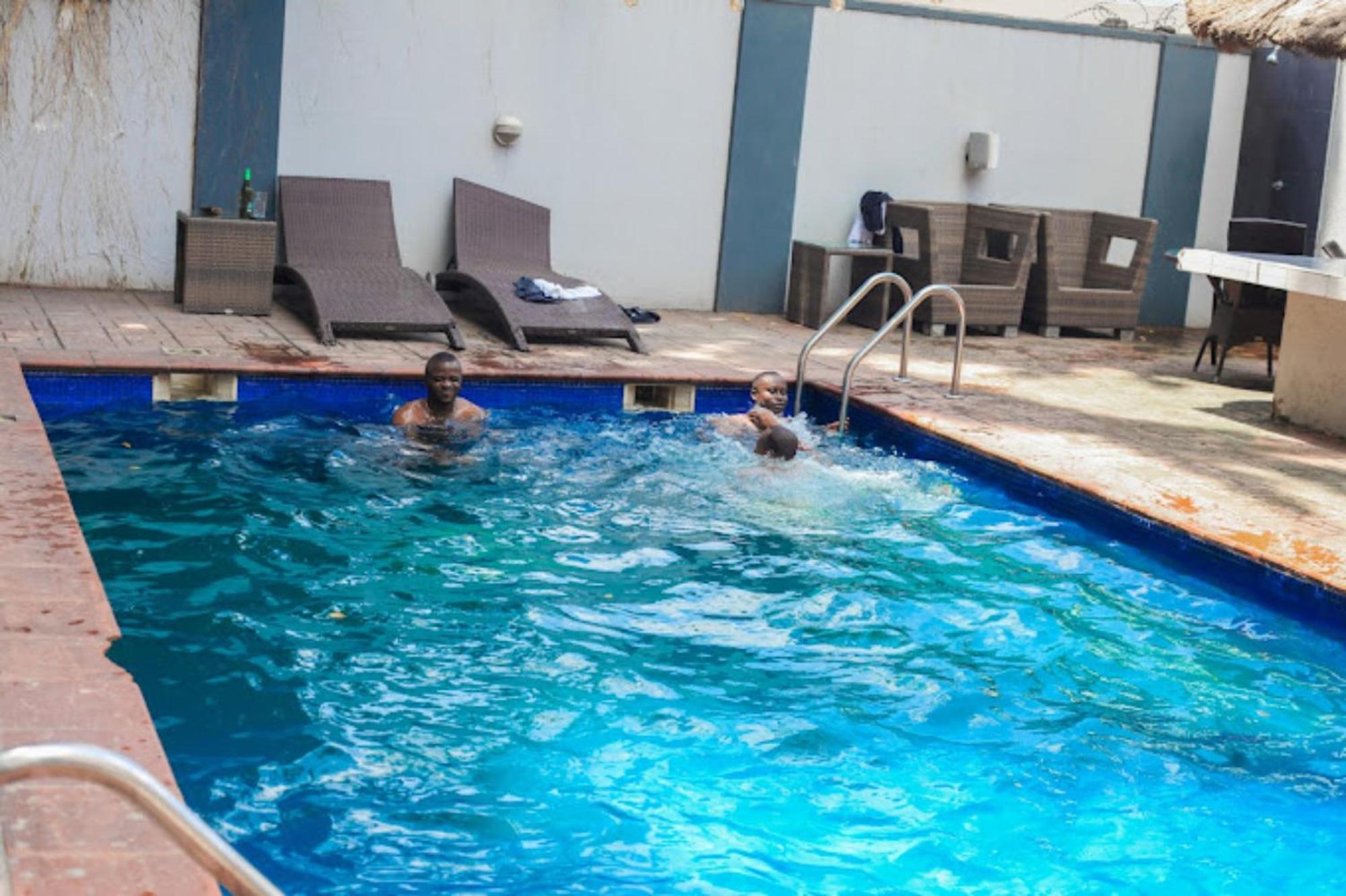 S & S Hotel & Suites Lagos Luaran gambar