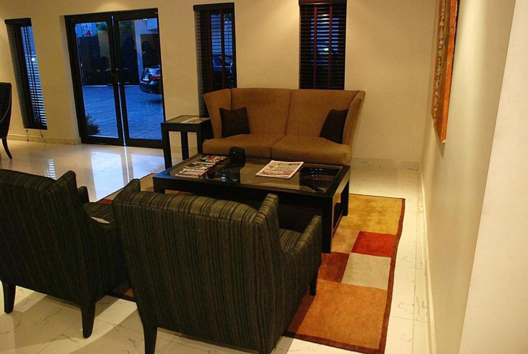 S & S Hotel & Suites Lagos Luaran gambar
