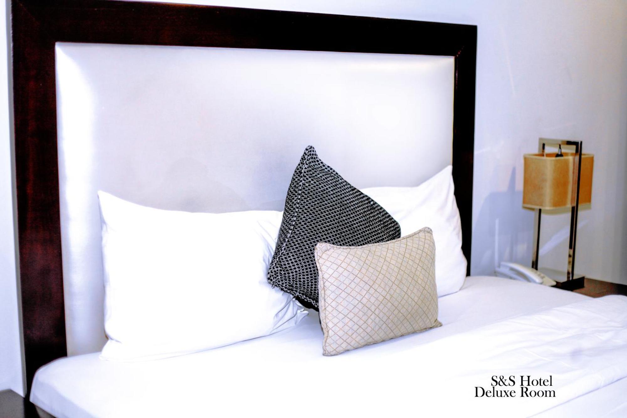 S & S Hotel & Suites Lagos Luaran gambar