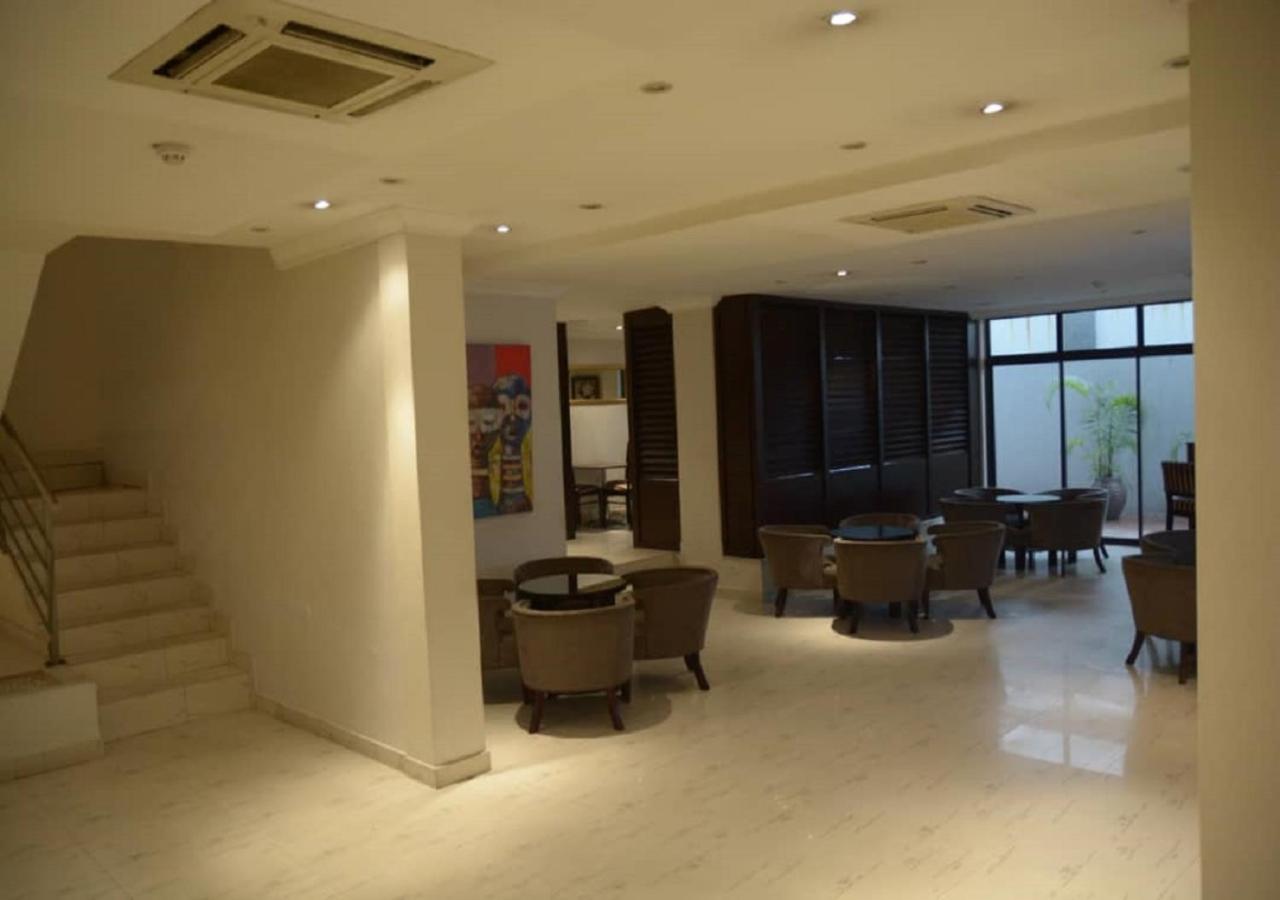 S & S Hotel & Suites Lagos Luaran gambar