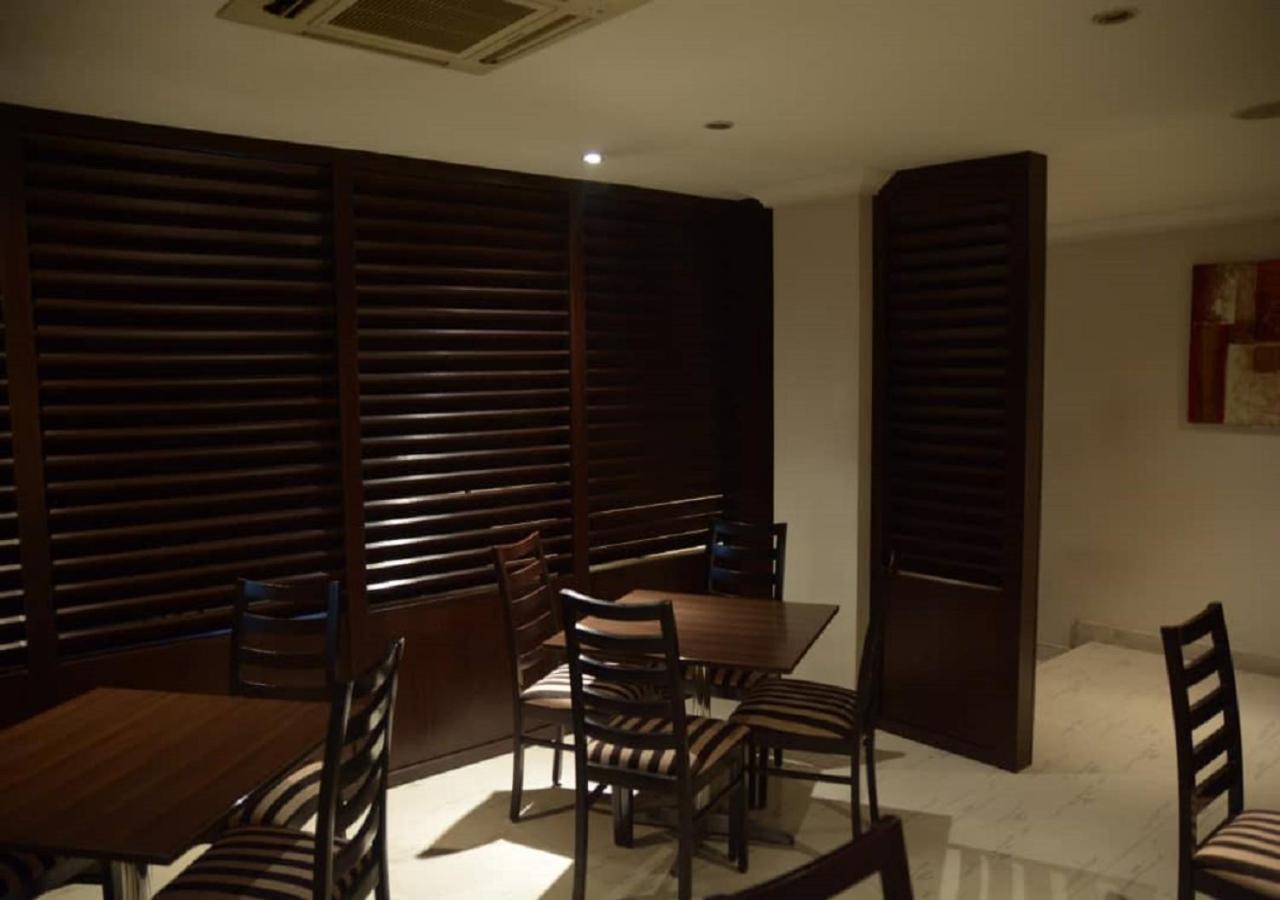 S & S Hotel & Suites Lagos Luaran gambar