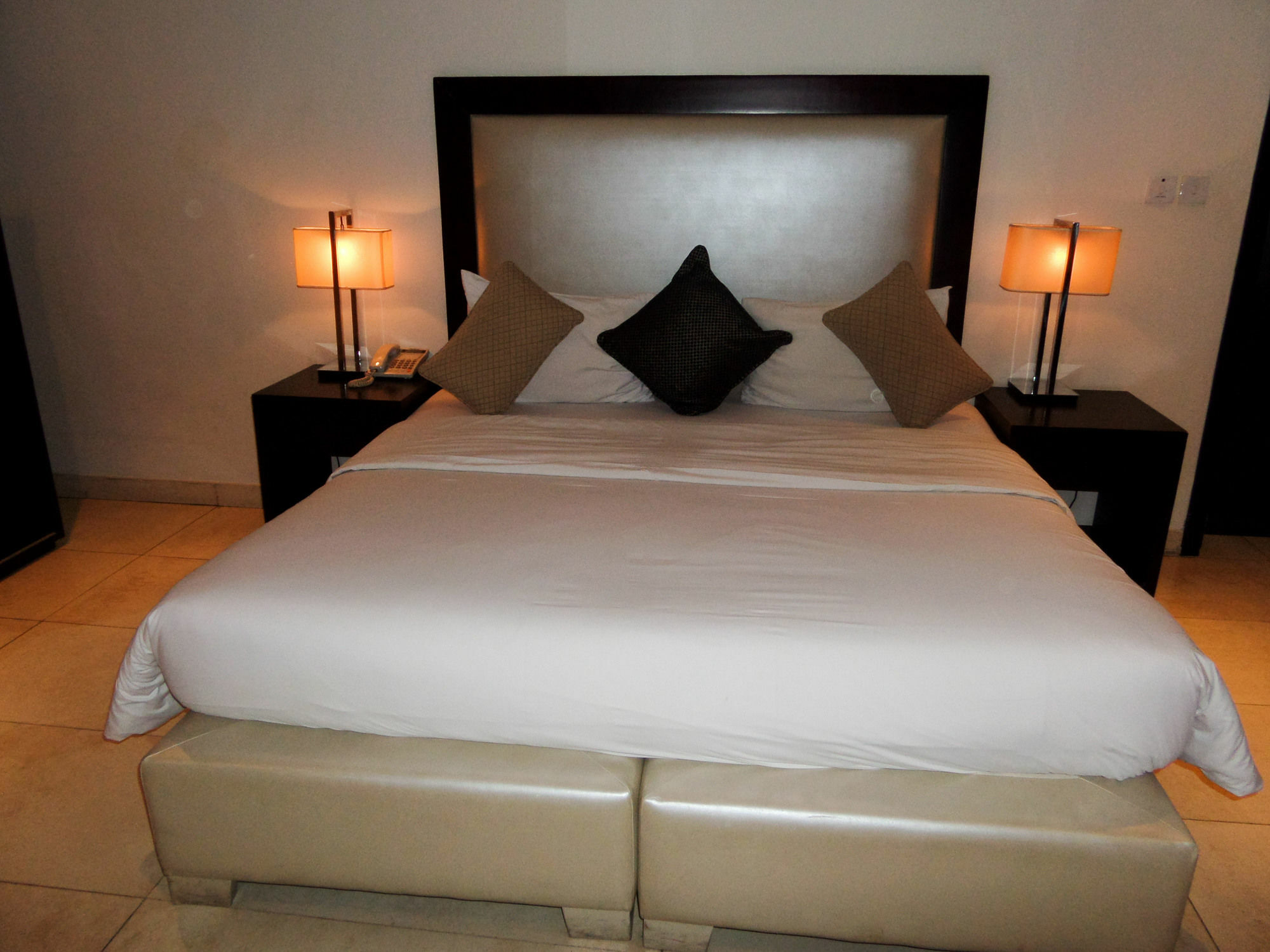 S & S Hotel & Suites Lagos Luaran gambar