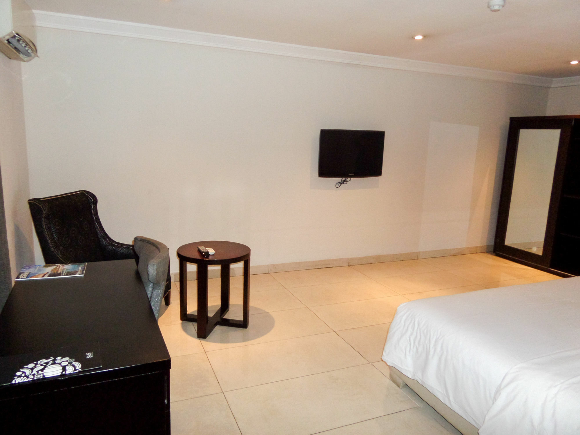 S & S Hotel & Suites Lagos Luaran gambar