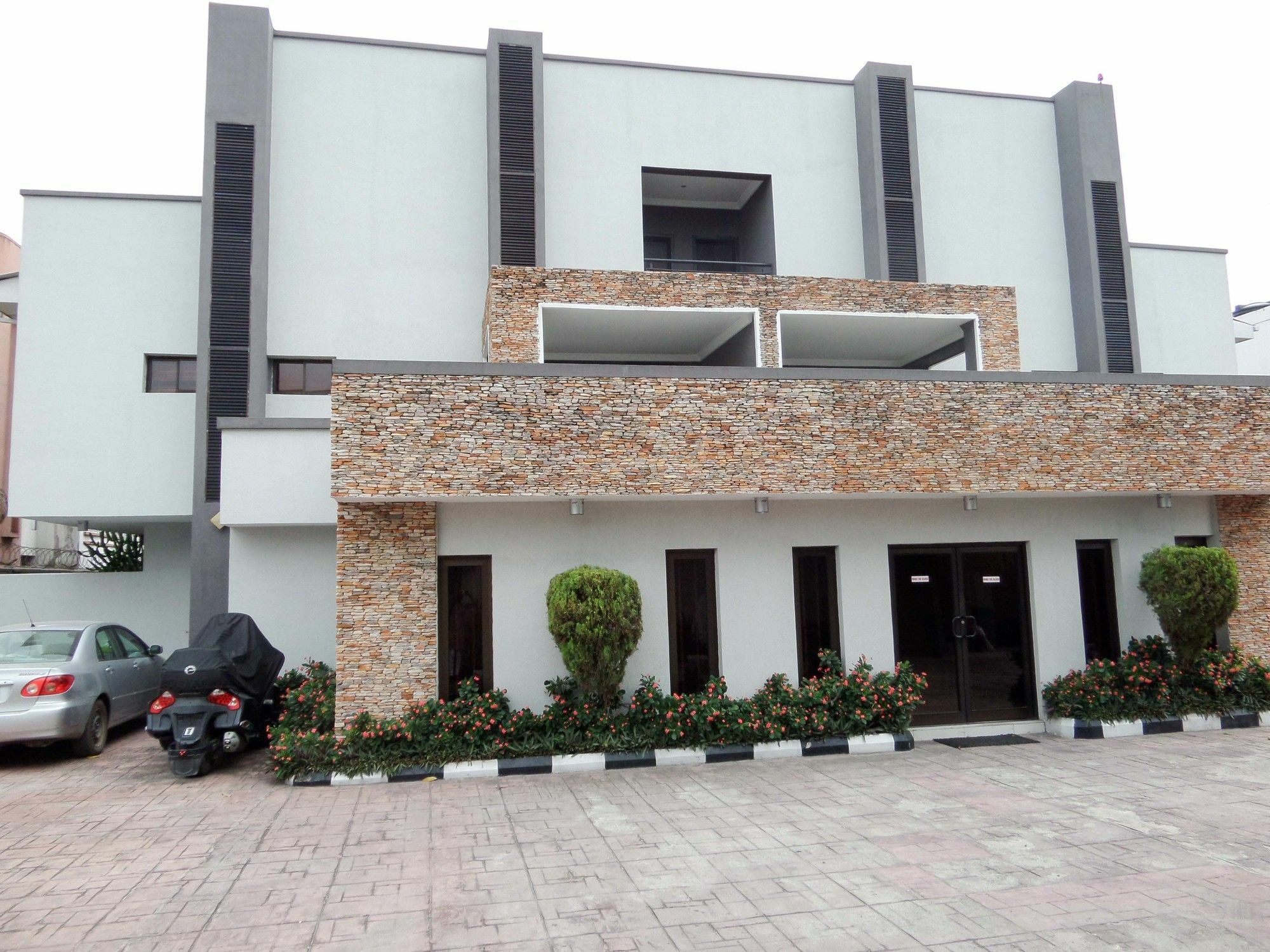 S & S Hotel & Suites Lagos Luaran gambar